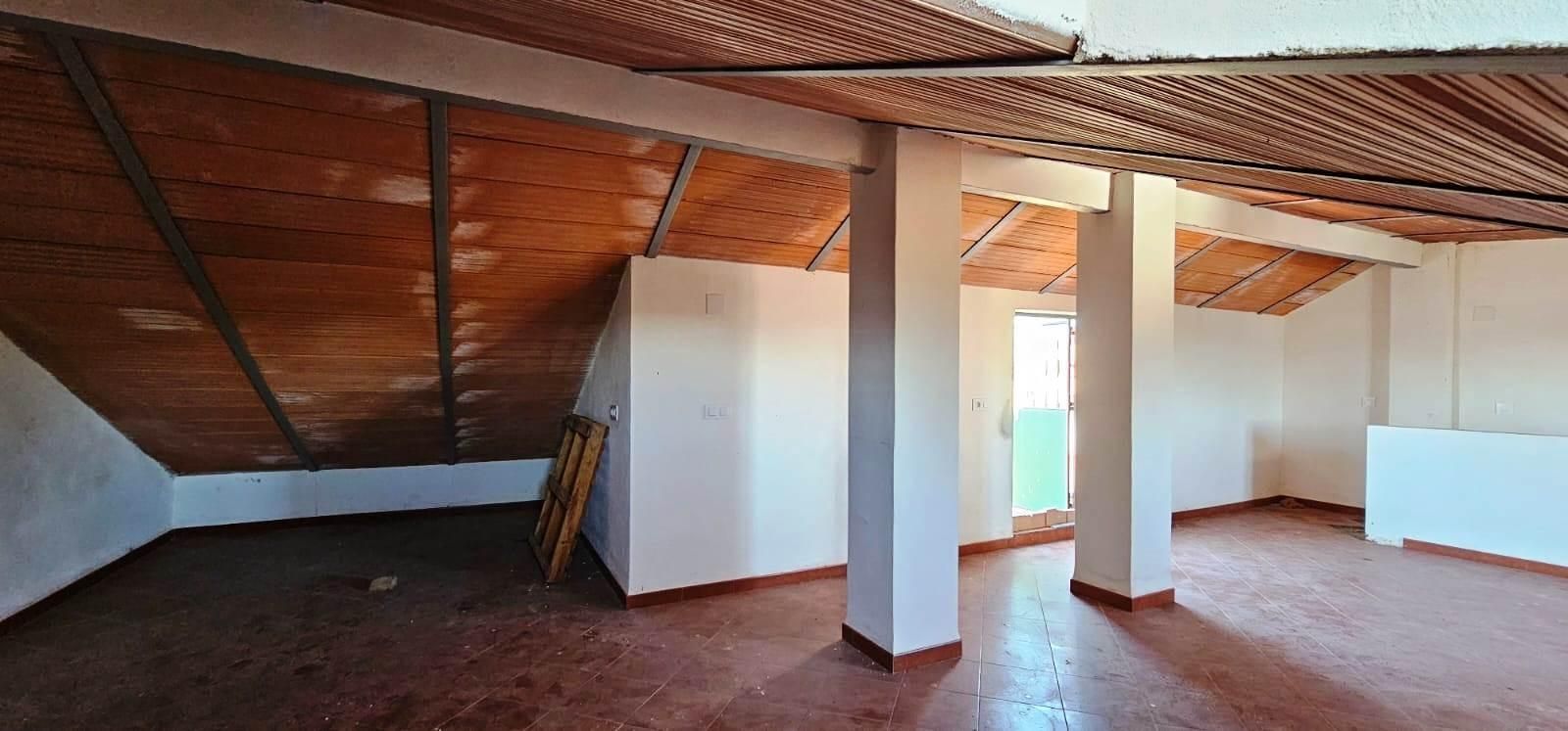 House or chalet for sale in Gerena  with Storage room and Balcony