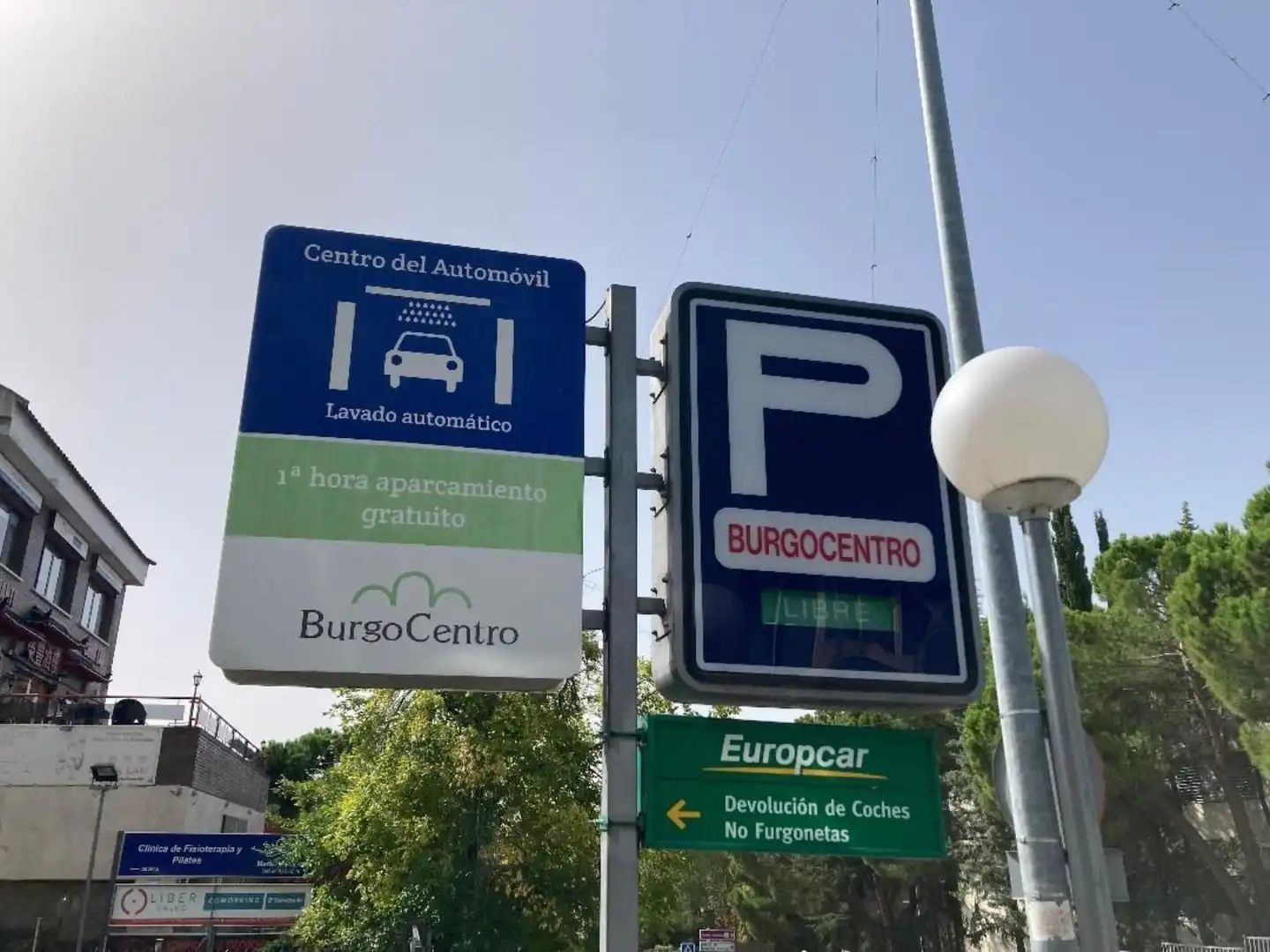 Parking de Local de alquiler en Las Rozas de Madrid con Aire acondicionado