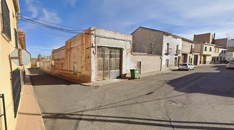 Solar en pleno centro de Munera – 647 m² – Da a dos calles