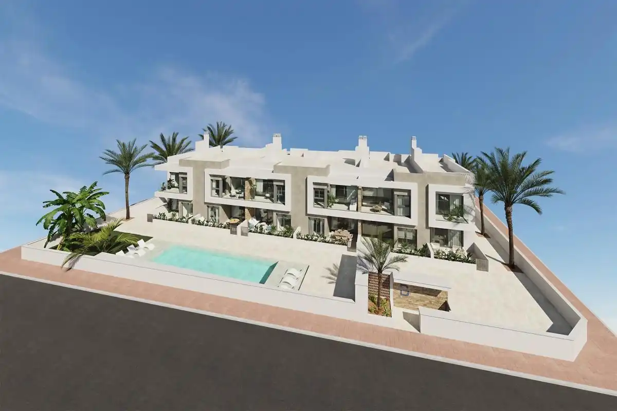 Vista exterior de Apartament en venda en Pilar de la Horadada amb Piscina comunitària