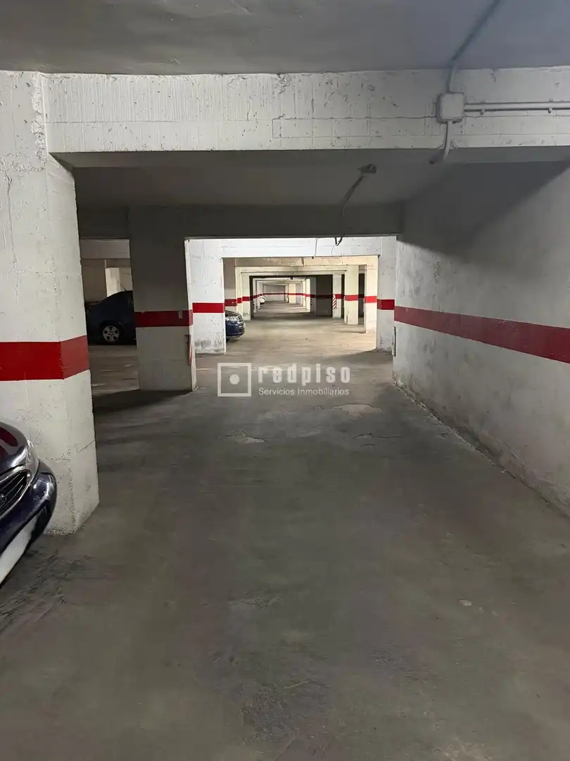 Garage zur Miete in Blasco Ibáñez, Ciutat Jardí