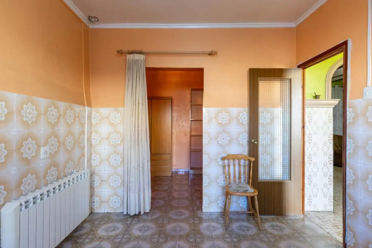 Casa adosada en venta en C. Calvario, Fuenterrobles