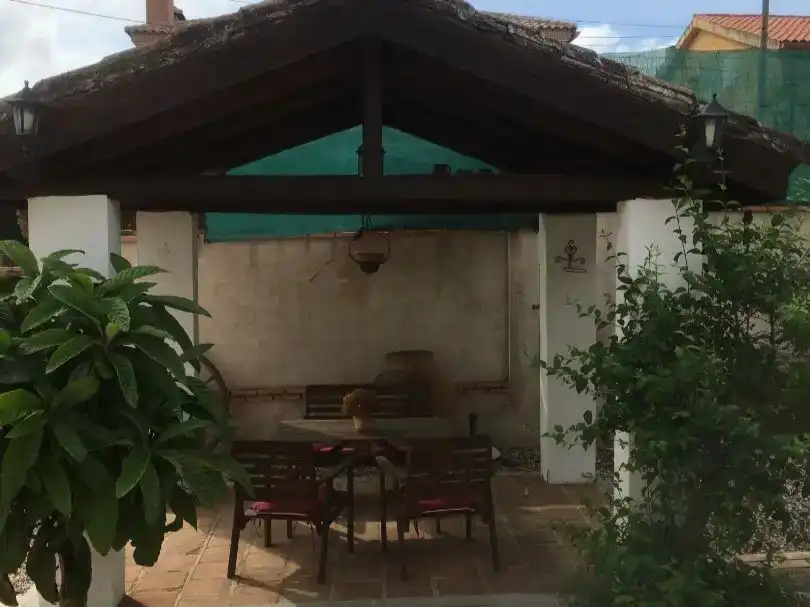 Terrasse von Wohnung zum Verkauf in Cobisa mit Klimaanlage, Privatgarten und Parkett