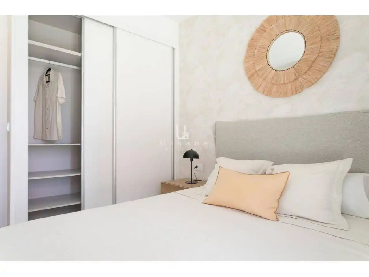Penthouse with terrace for sale in Calle Baco, imagen 9