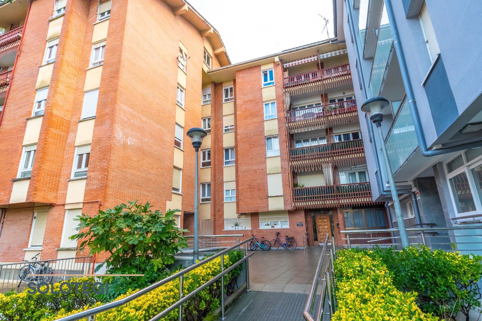 Piso en venta en Galtzaur Kalea