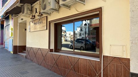 UN GRAN EDIFICIO EN EL CENTRO DE BOLLULLOS, HUELVA, ANDALUCÍA