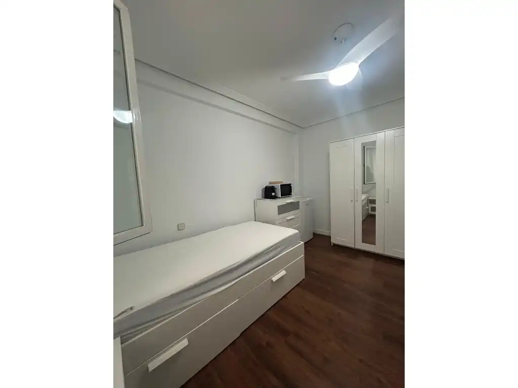 Habitación en Calle Francisco Pizarro, Villanueva de la Cañada ciudad