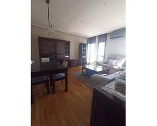 Living room of Flat to rent in  Toledo Capital  with Air Conditioner and Balcony