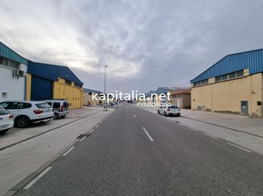 Nave industrial in vendita a Centro