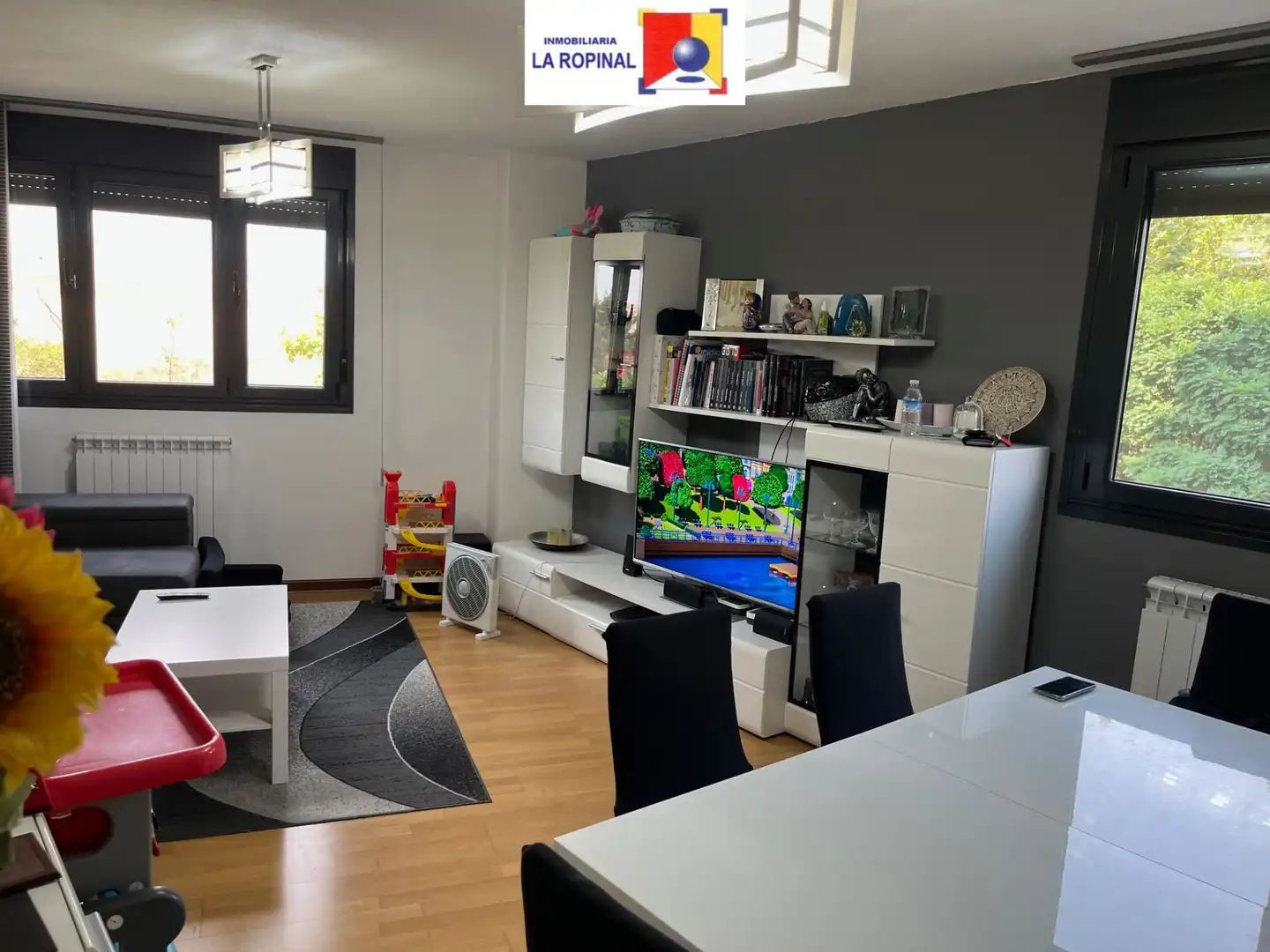 Sala de estar de Piso en venta en Salamanca con Calefacción, Parquet y Trastero