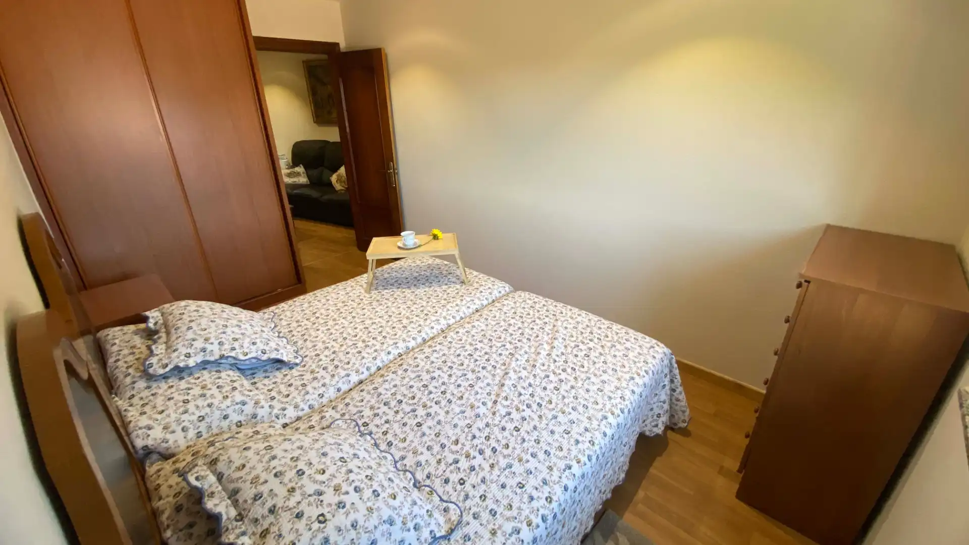 Habitación de Casa o chalet en venta en San Martín del Rey Aurelio con Calefacción, Jardín privado y Trastero
