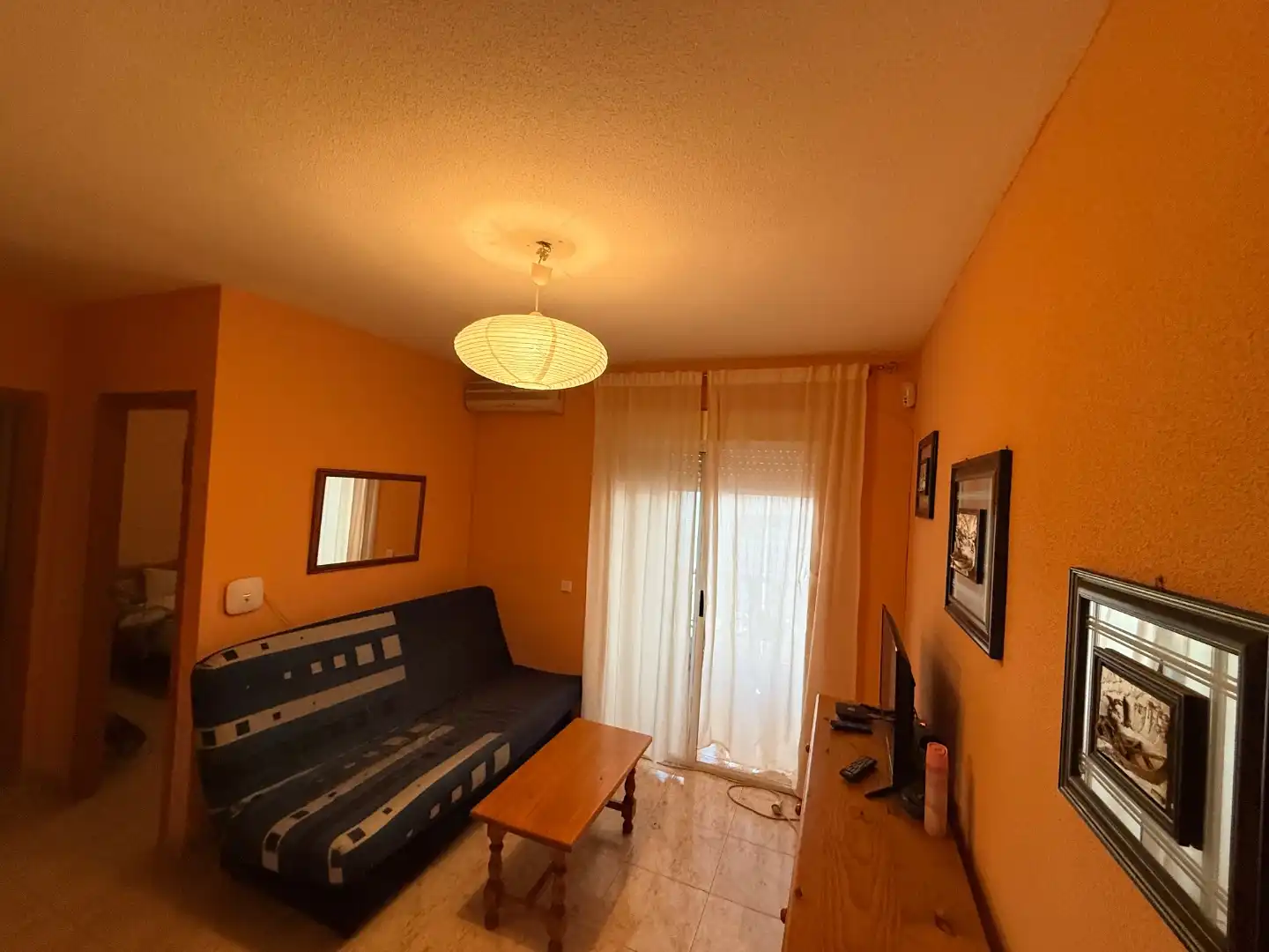 Sala d'estar de Pis en venda en Torrevieja amb Aire condicionat i Terrassa