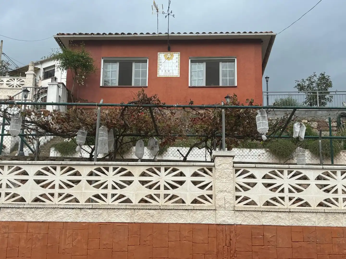 Vista exterior de Casa o xalet en venda en Sant Feliu de Codines amb Calefacció, Jardí privat i Terrassa