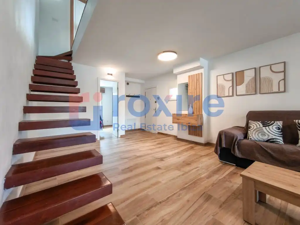 Maisonette zur Miete in Sant Josep de sa Talaia mit Klimaanlage, Terrasse und Möbliert