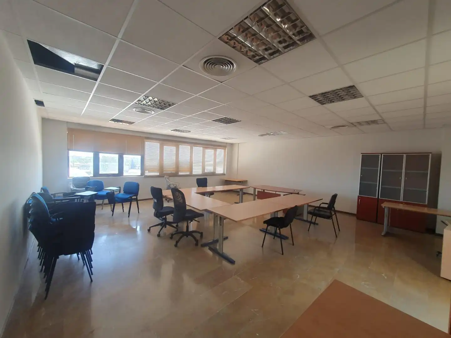Oficina de alquiler en San Juan de Aznalfarache