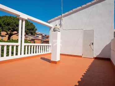 Casa con balcone in vendita a Llevant