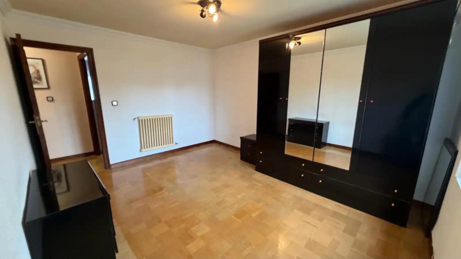 Piso en venta en Vitoria - Gasteiz con Calefacción, Terraza y Trastero