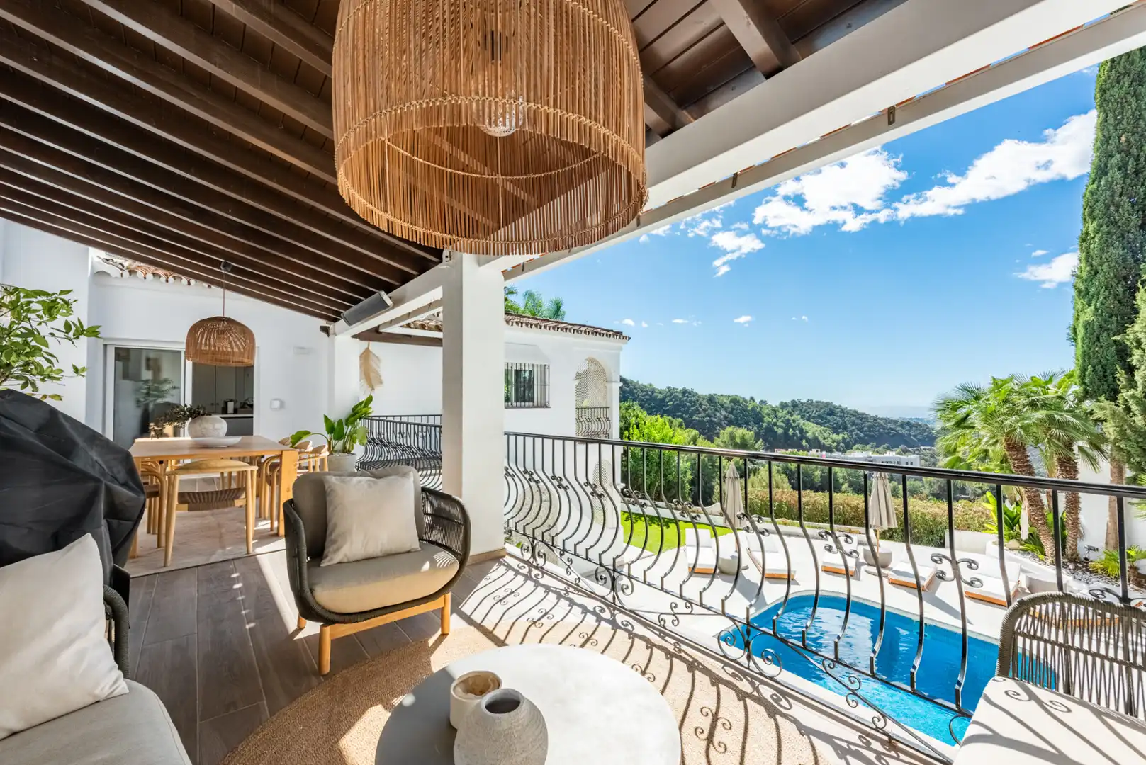 Terrassa de Casa adosada en venda en Istán amb Aire condicionat, Jardí privat i Terrassa
