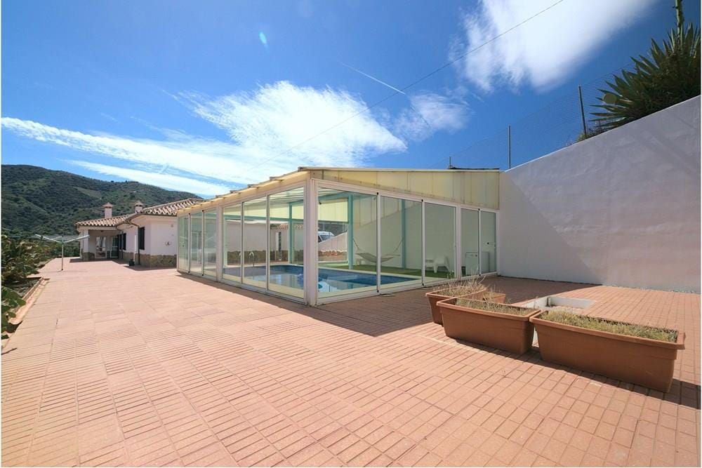 Swimming pool of Country house for sale in Salares  with Storage room, Swimming Pool and Furnished