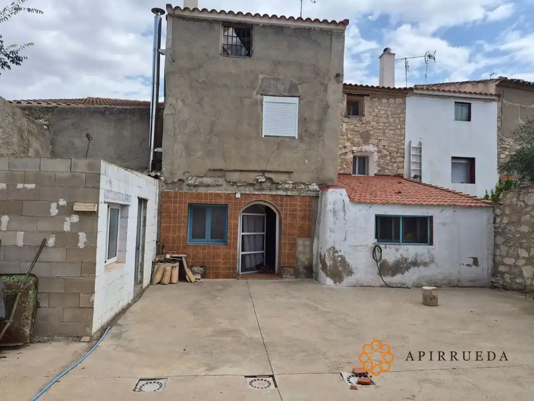 Houses for sale in Calle Mayor, 18, Cinco Olivas