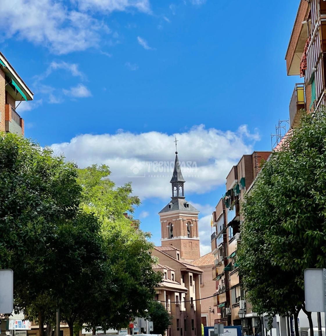 Vista exterior de Pis en venda en Leganés amb Calefacció
