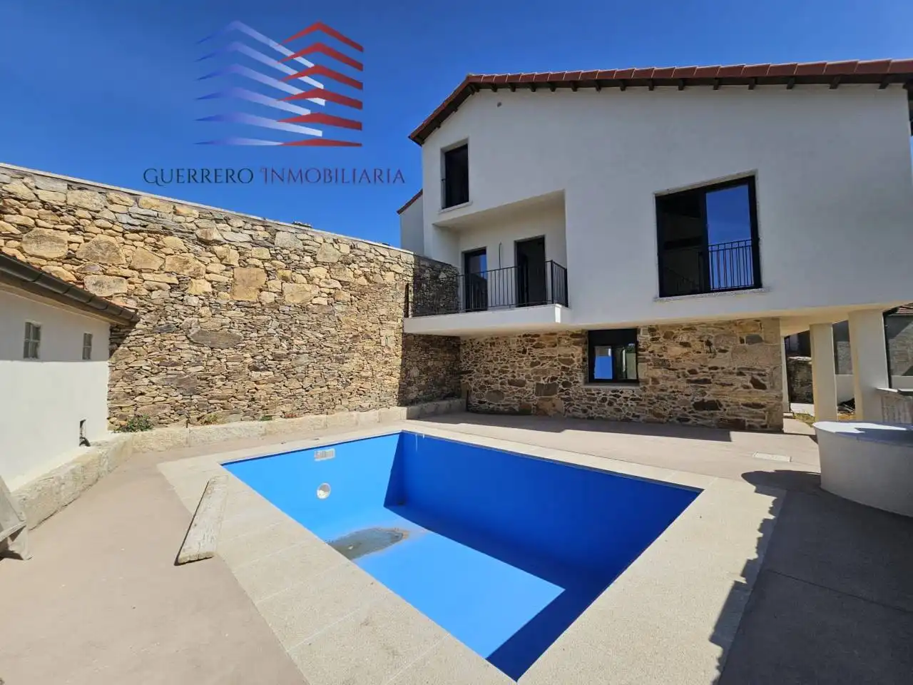 Piscina de Casa o chalet en venta en A Merca   con Calefacción, Terraza y Piscina