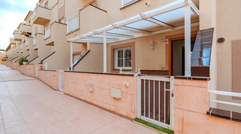 Foto 2 de Casa adosada en venta en Calle Mencey Icoden Daute, Llano del Camello, San Miguel de Abona
