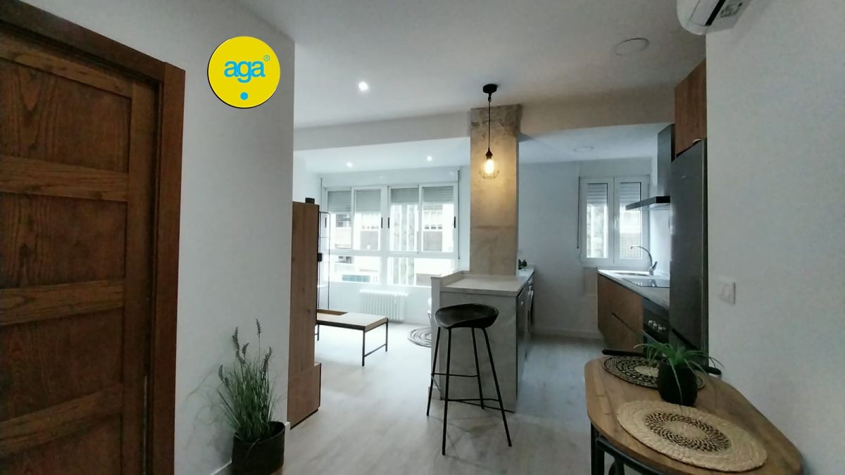 Apartament de lloguer a Cruz  Roja, San Bartolomé - Millán de Priego