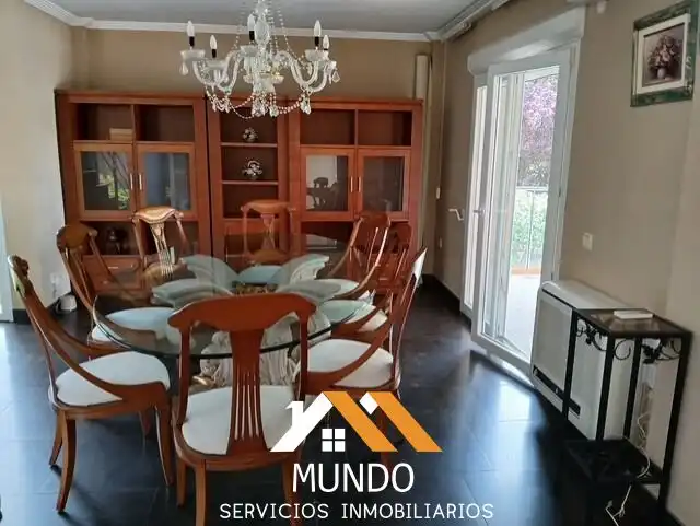 Comedor de Casa o chalet de alquiler en Paterna con Aire acondicionado, Calefacción y Jardín privado