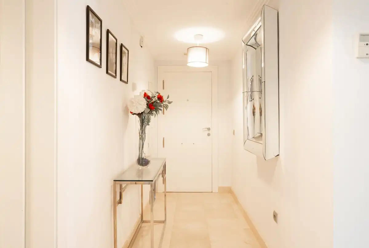 Planta baixa en venda en Benahavís amb Aire condicionat, Jardí privat i Terrassa