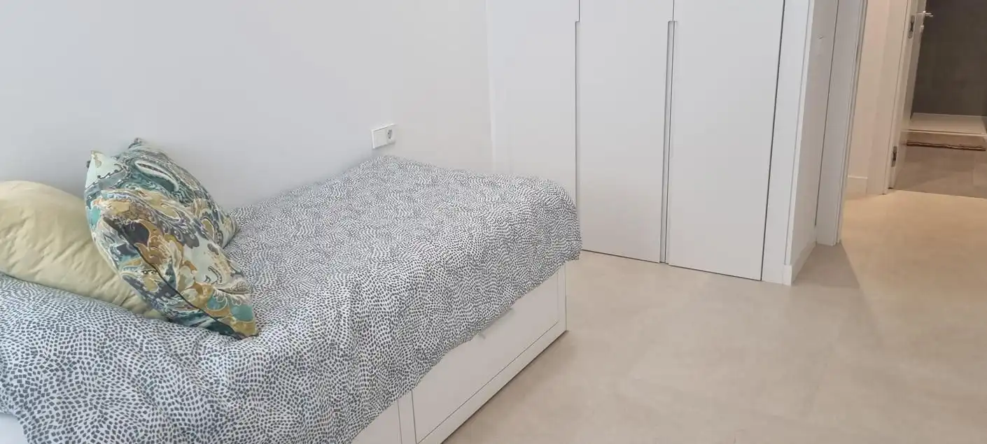 Dormitori de Apartament de lloguer en Vélez-Málaga amb Aire condicionat, Calefacció i Terrassa