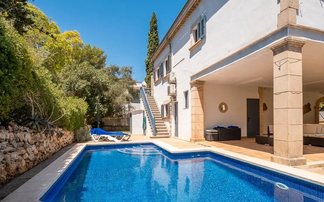 Piscina de Casa o xalet en venda en Alcúdia amb Aire condicionat, Parquet i Terrassa