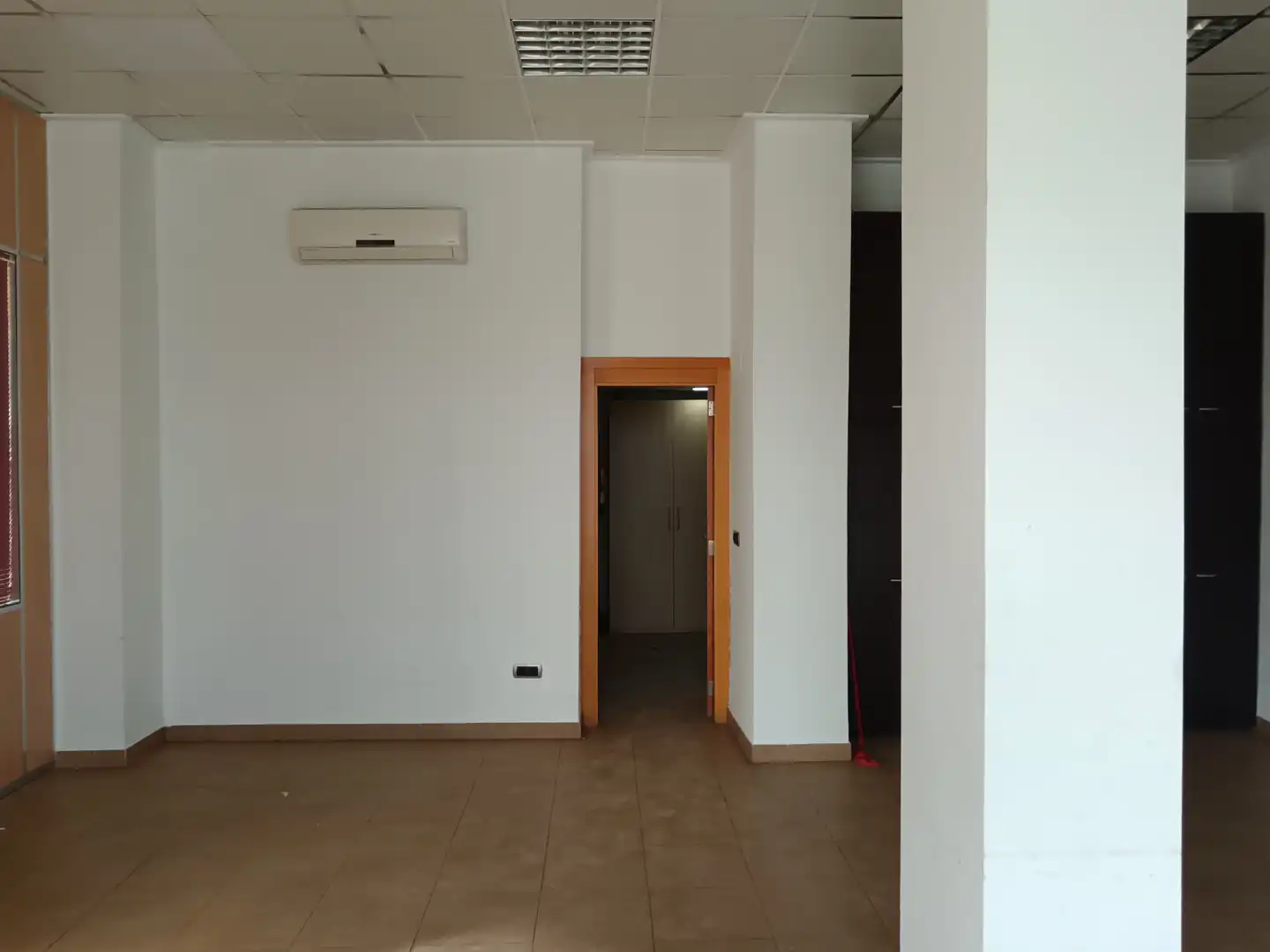 Business premises for sale in Camino de Onda - Salesianos, imagen 2