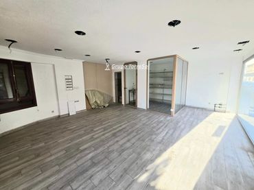 Local comercial en venta en Obispo Herrero