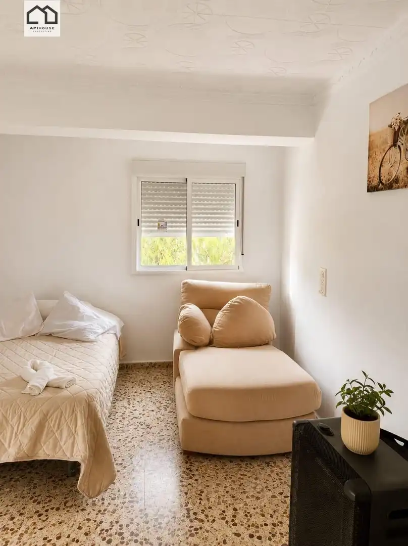 Schlafzimmer von Wohnung zum Verkauf in Salinas mit Möbliert