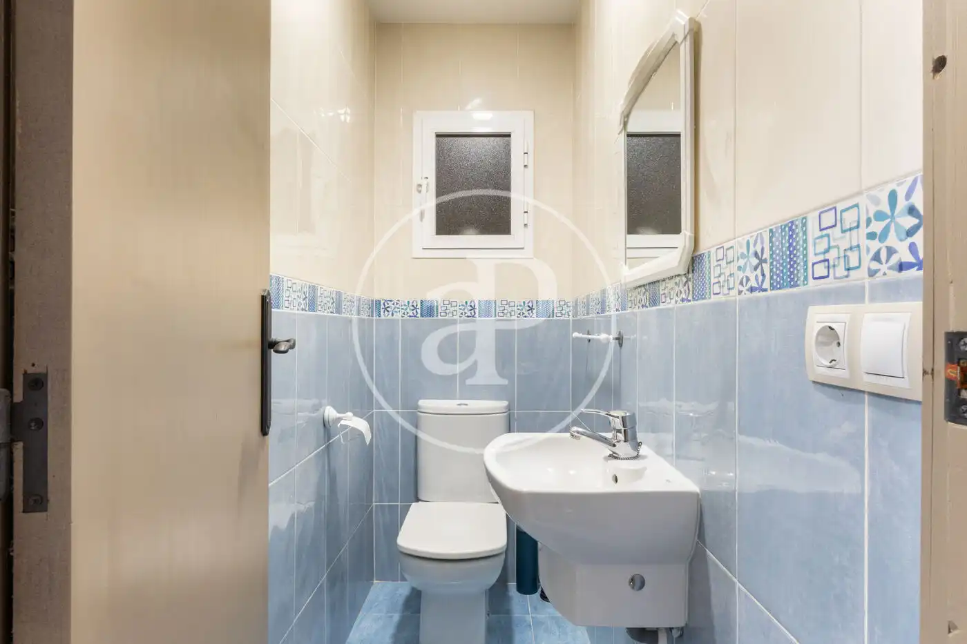 Baño de Piso de alquiler en Valencia con Aire acondicionado, Calefacción y Terraza