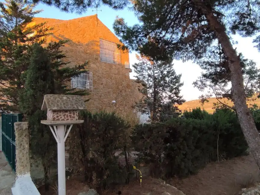 Casa rústica amb jardí en venda a Calle Diseminados 39, imagen 38