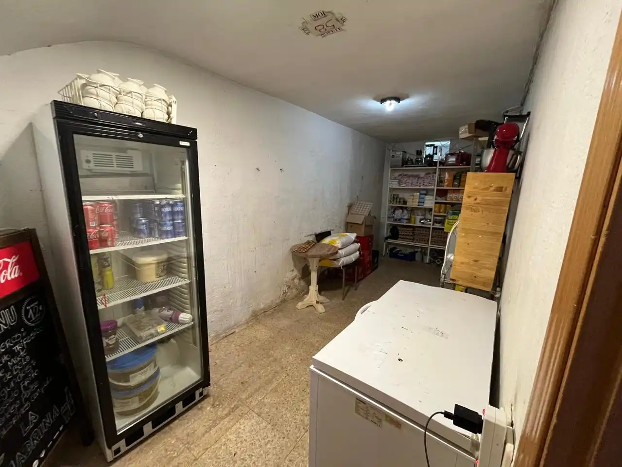 Commercial properties for sale in Madrid  with Air Conditioner, Furnished and Alarm