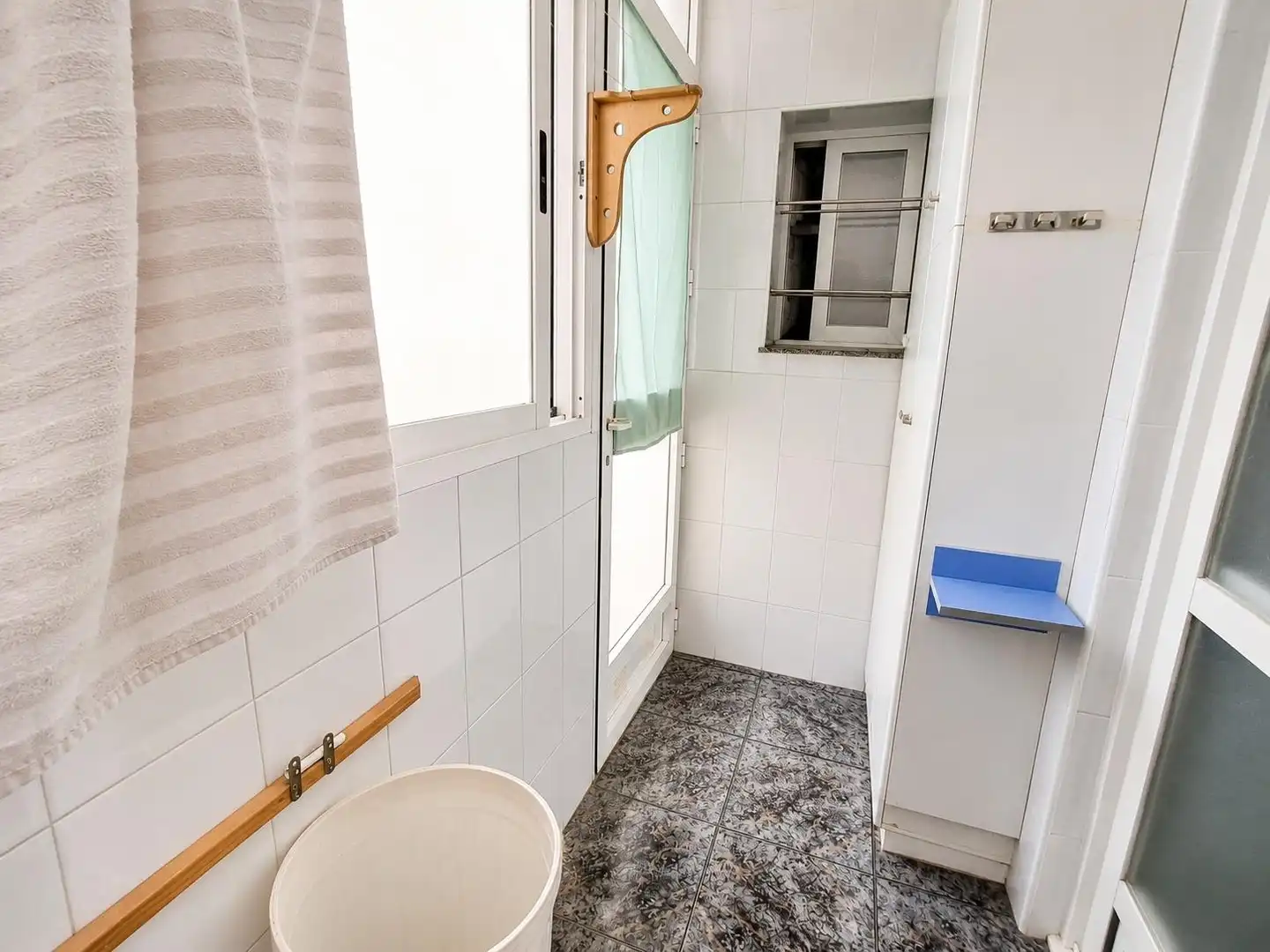 Baño de Piso en venta en Águilas con Aire acondicionado, Terraza y Balcón