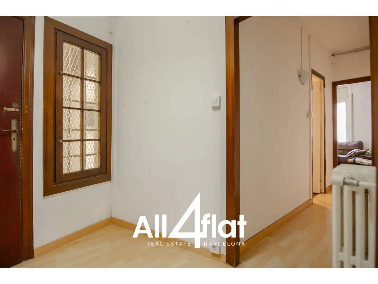 Wohnung zur Miete in Barcelona mit Klimaanlage, Heizung und Parkett