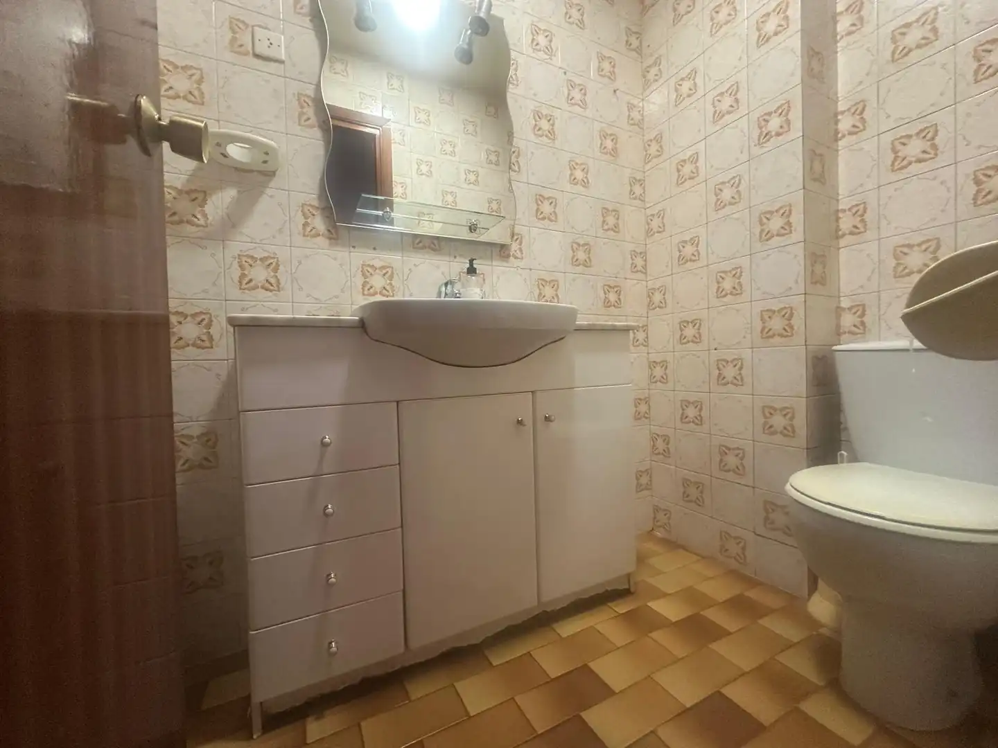 Bathroom of Flat for sale in Madrid  with Heating, Terrace and Furnished
