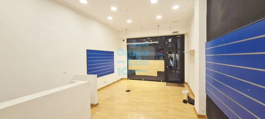 Business premises to rent in Centro - Mendibil - Santiago