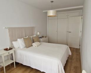 Dormitori de Apartament de lloguer en El Rompido amb Terrassa i Balcó