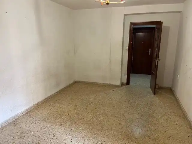 Flat for sale in Canal Imperial, San José Alto