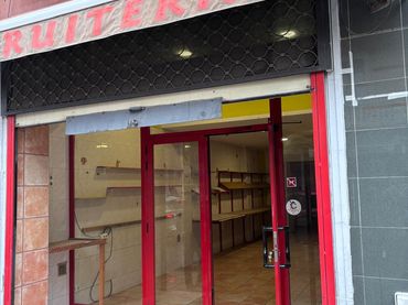 Local comercial en venda a Camp de Mart