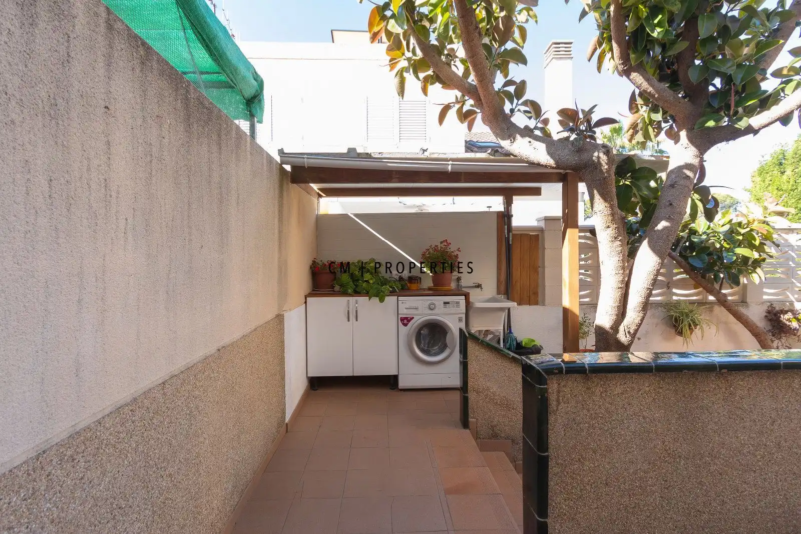 Terrace of Detached homes for sale in Sagunto / Sagunt  with Air Conditioner, Terrace and Oven