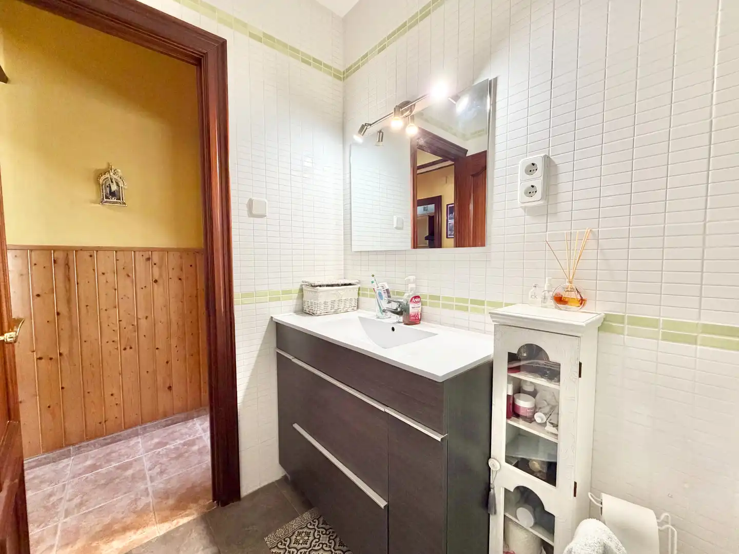 Bathroom of Houses for sale in Canyelles  with Air Conditioner, Heating and Private garden
