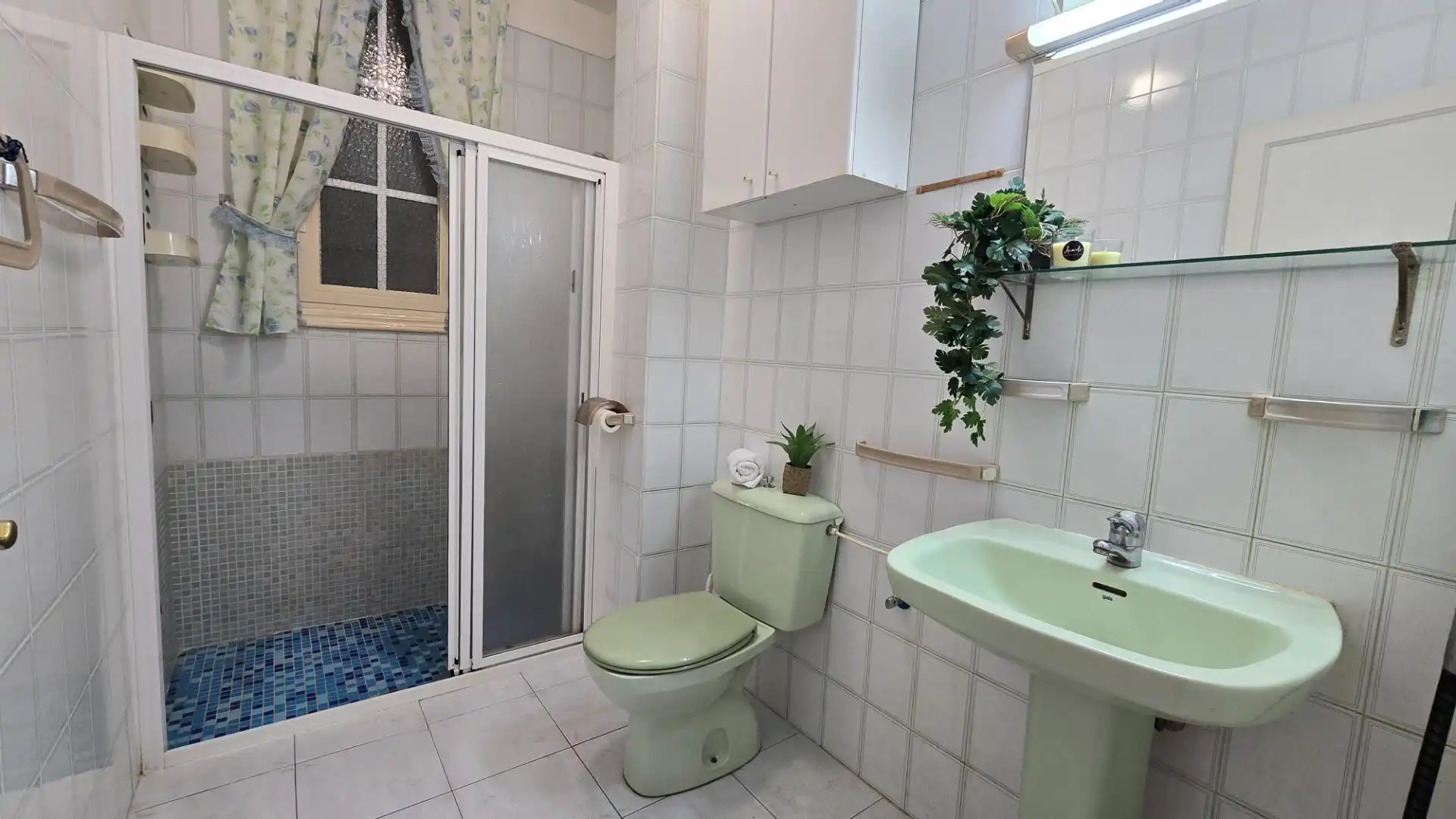 Bany de Apartament en venda en Arona amb Terrassa