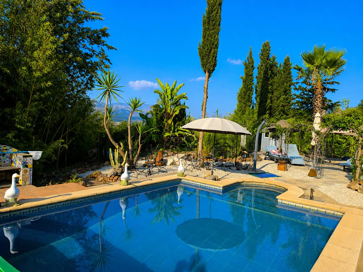 Piscina de Casa o chalet en venta en Alhaurín de la Torre con Aire acondicionado, Calefacción y Jardín privado