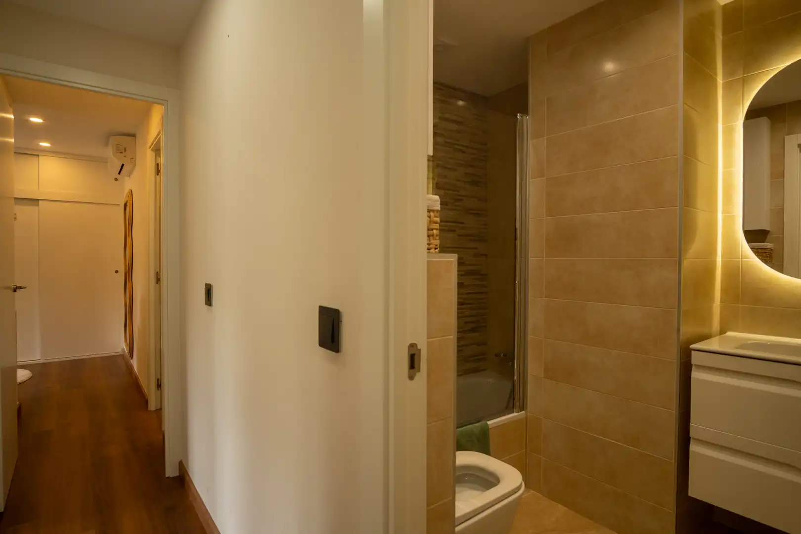 Baño de Piso en venta en  Palma de Mallorca con Aire acondicionado, Calefacción y Parquet